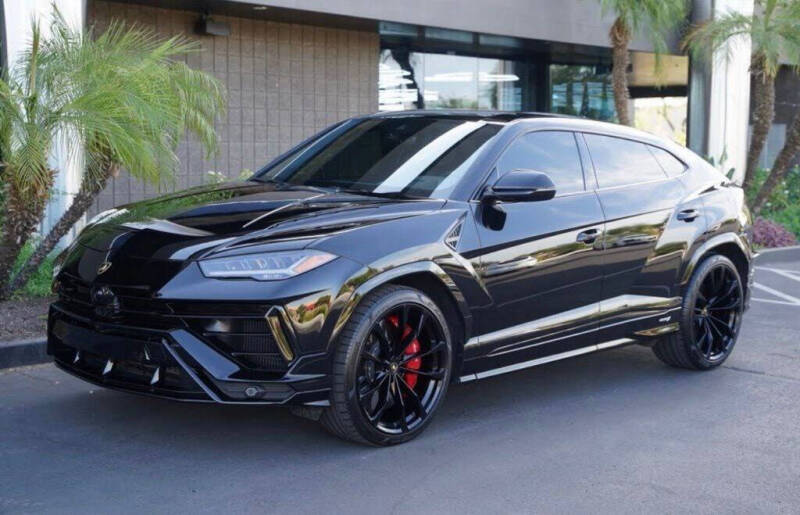 2024 Lamborghini Urus S