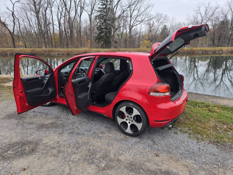 2011 Volkswagen GTI Sunroof photo 15