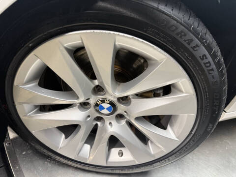 2011 BMW 3 Series 328i