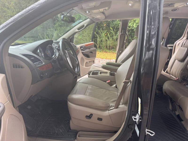 2015 Chrysler Town and Country Touring