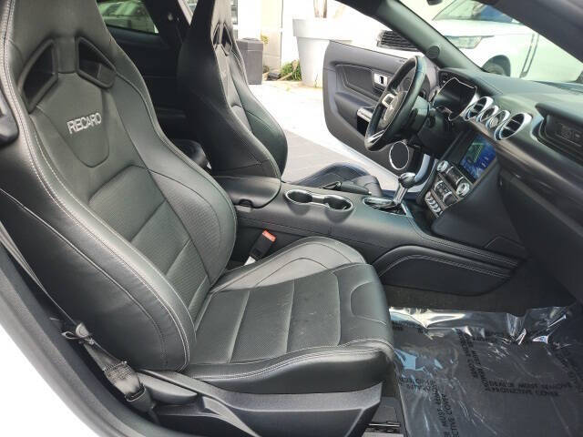 2022 Ford Mustang Mach 1