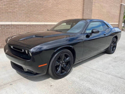 2018 Dodge Challenger SXT Plus
