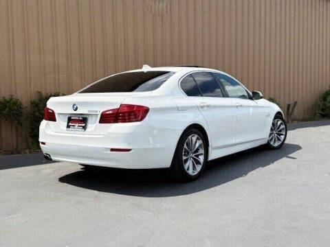 2016 BMW 5 Series 528i