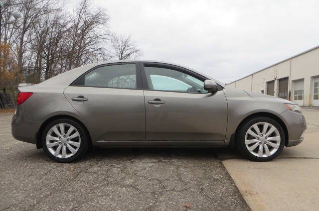 2011 Kia Forte SX photo 6