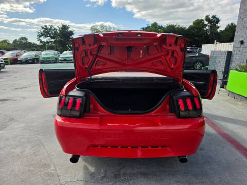 2000 Ford Mustang