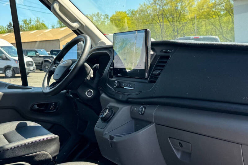 2023 Ford E-Transit 350