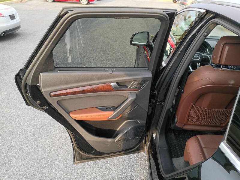 2020 Audi Q5 quattro Premium Plus 45 TFSI