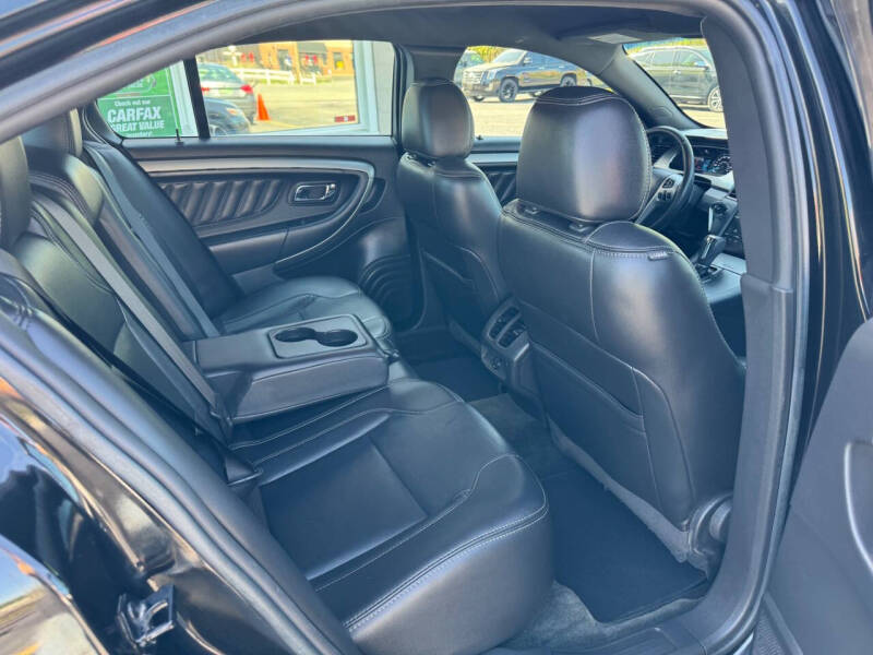 2014 Ford Taurus SEL