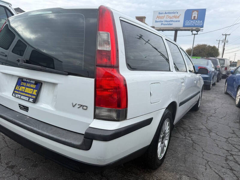 2004 Volvo V70 2.4