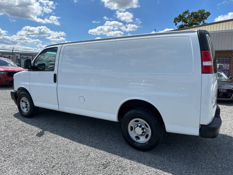 2017 Chevrolet Express 2500
