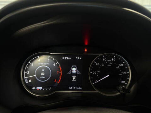 2020 Nissan Kicks SR