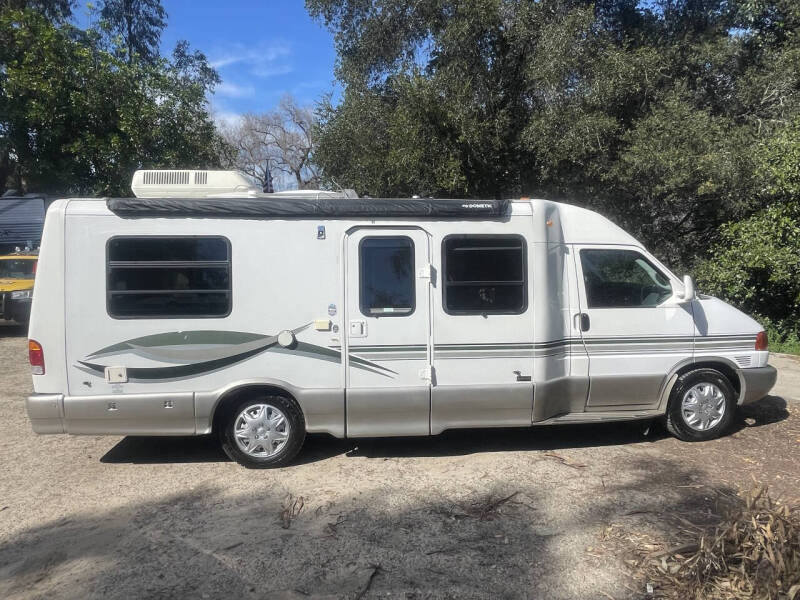 2002 Winnebago Rialta 22QD