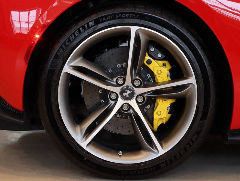 2024 Ferrari 296 GTS