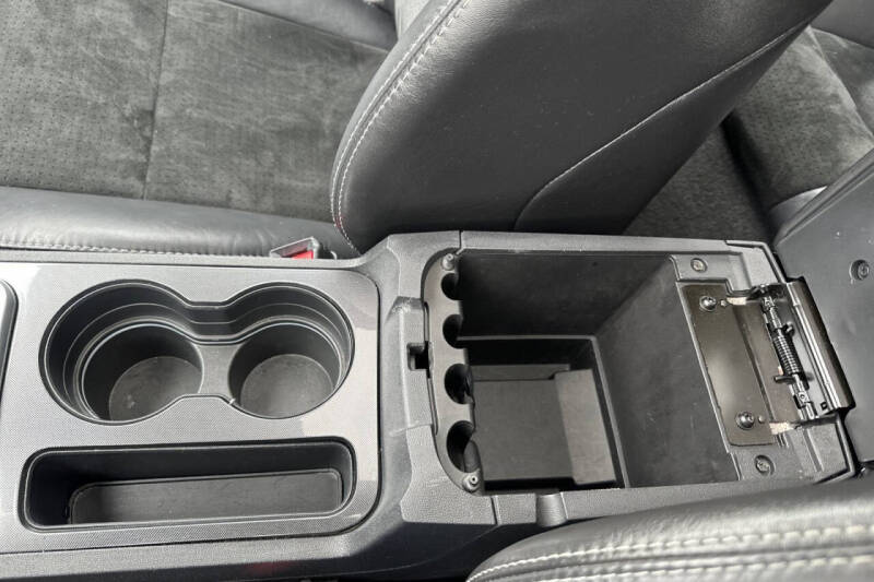 2009 Dodge Challenger SRT8