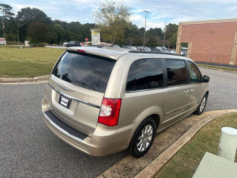 2013 Chrysler Town and Country Touring