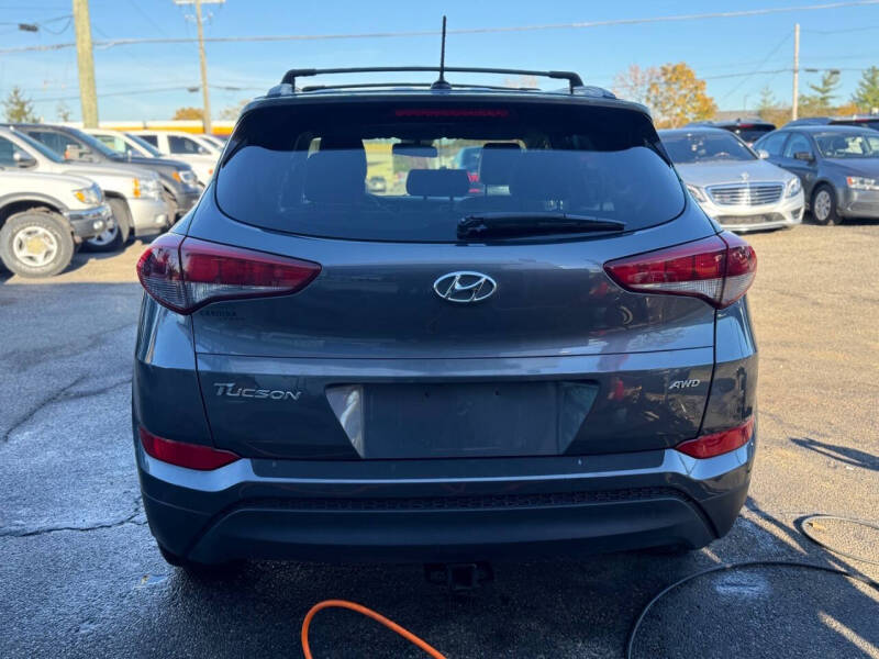 2017 Hyundai Tucson SE
