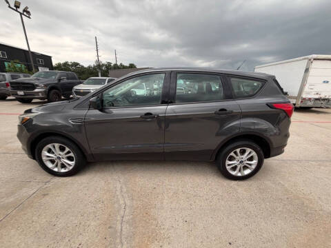 2019 Ford Escape S