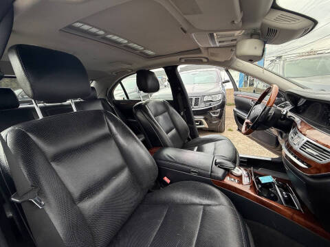 2012 Mercedes-Benz S-Class S 550