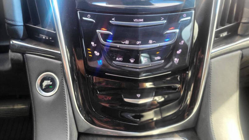 2018 Cadillac Escalade Platinum