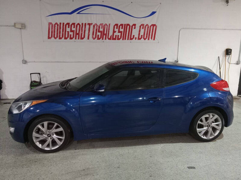 2017 Hyundai Veloster for sale at DOUG'S AUTO SALES INC in Pleasant View TN