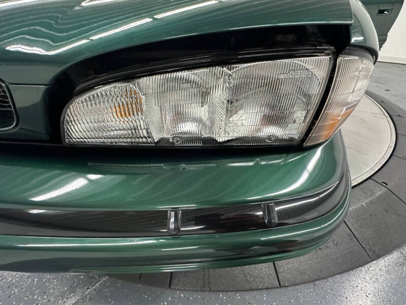 1993 Pontiac Bonneville SSE