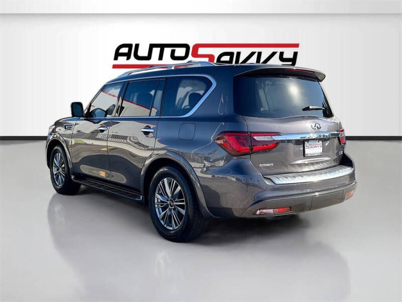 2022 Infiniti QX80 Luxe