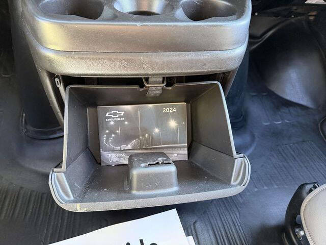 2024 Chevrolet Express 2500