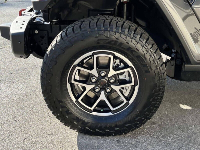 2026 Jeep Gladiator Shadow Ops