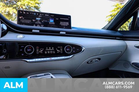 2024 Genesis Electrified GV70