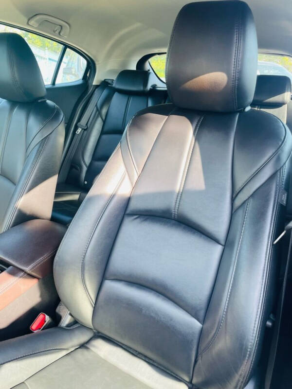 2018 Mazda MAZDA3 Touring