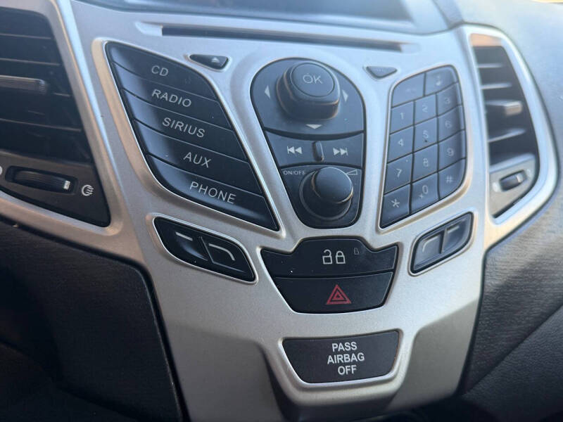 2013 Ford Fiesta Titanium