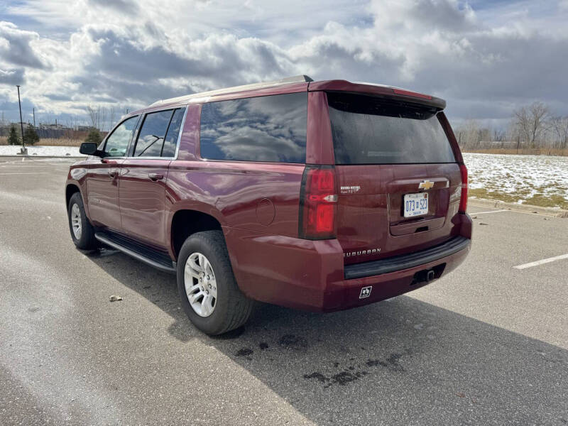 2016 Chevrolet Suburban LT