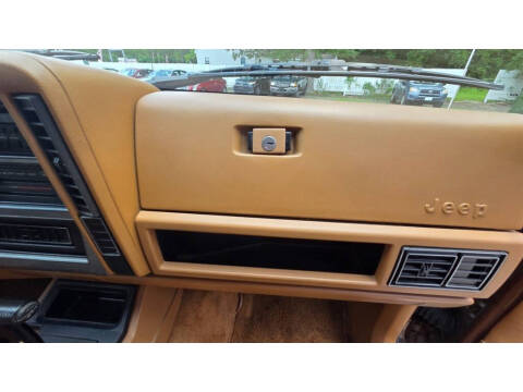 1986 Jeep Cherokee Laredo