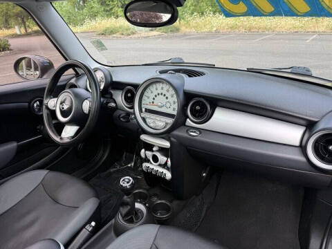 2010 MINI Cooper
