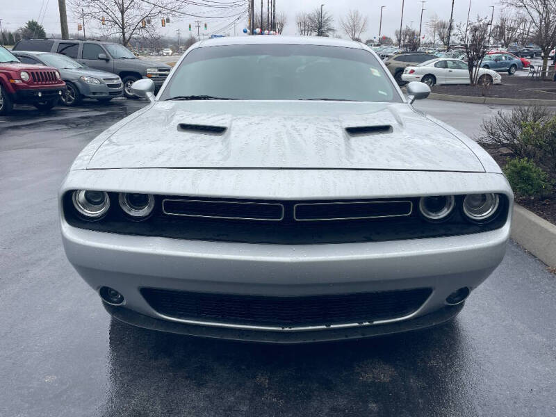2021 Dodge Challenger SXT