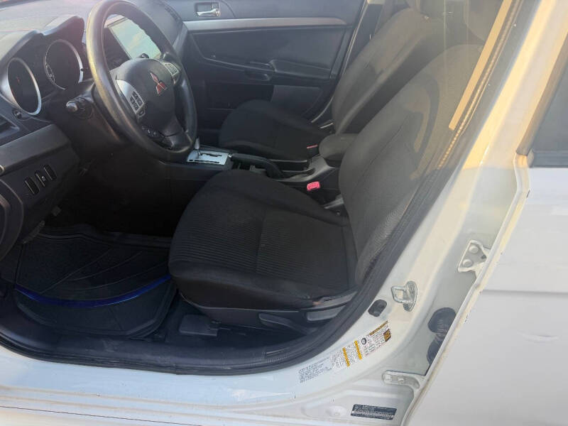 2015 Mitsubishi Lancer ES