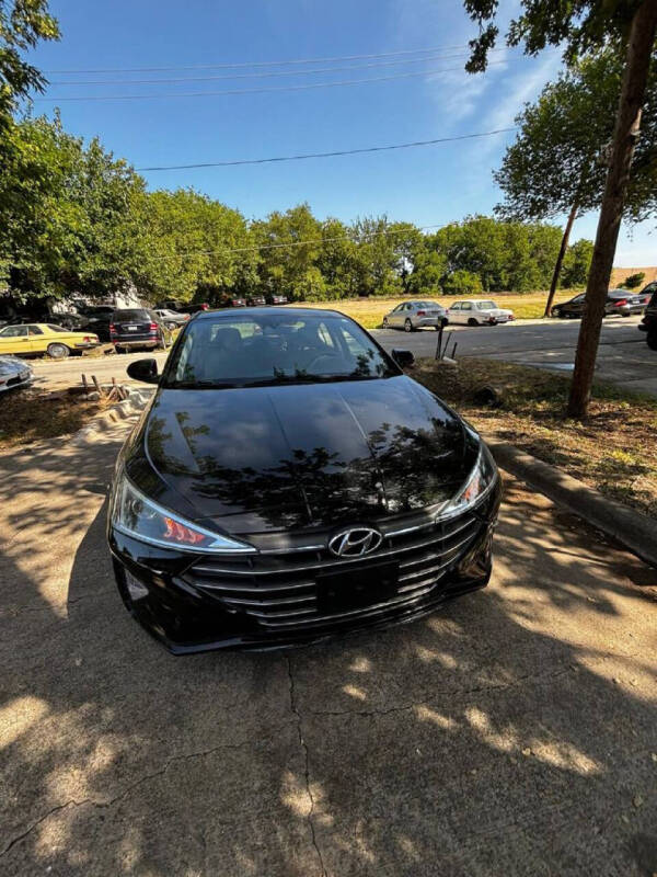 2019 Hyundai Elantra SE