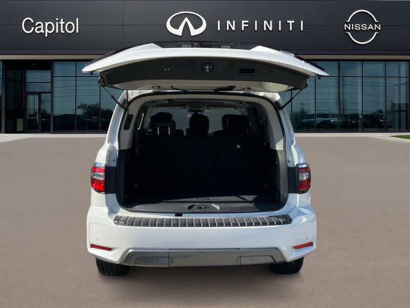 2022 Nissan Armada SL