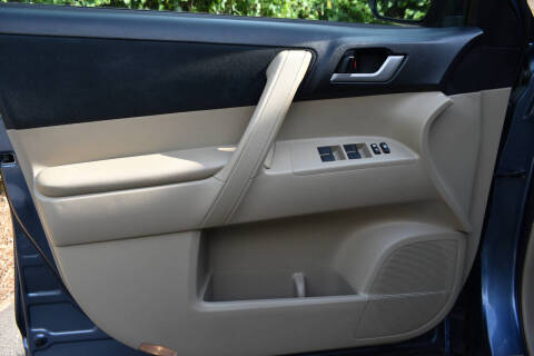 2013 Toyota Highlander Plus
