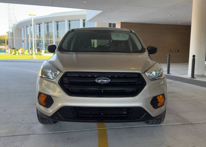 2017 Ford Escape S
