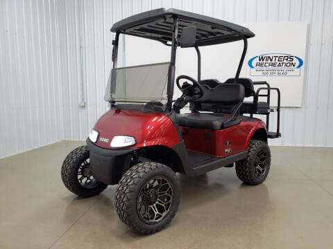2019 E-Z-GO RXV