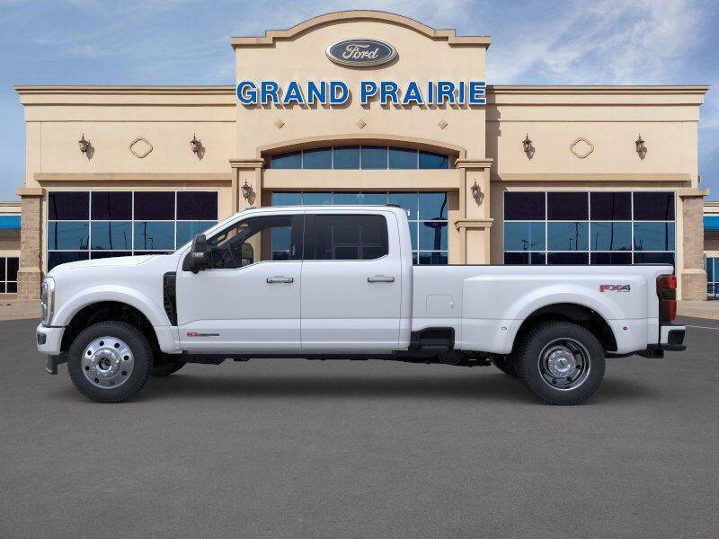 2026 Ford F-450 Super Duty Platinum