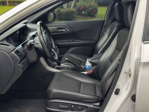 2017 Honda Accord Sport w/Honda Sensing