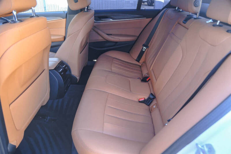 2023 BMW 5 Series 530e