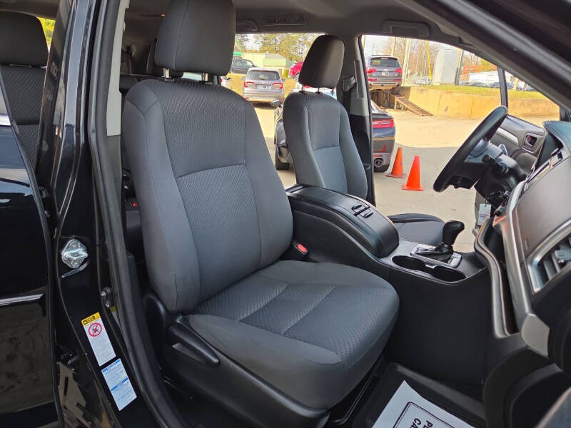 2017 Toyota Highlander LE