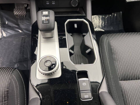 2025 Mitsubishi Outlander ES