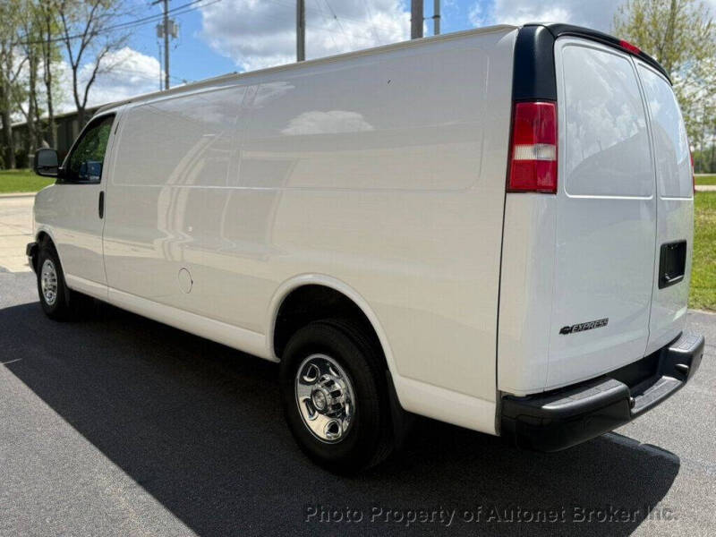 2017 Chevrolet Express 3500