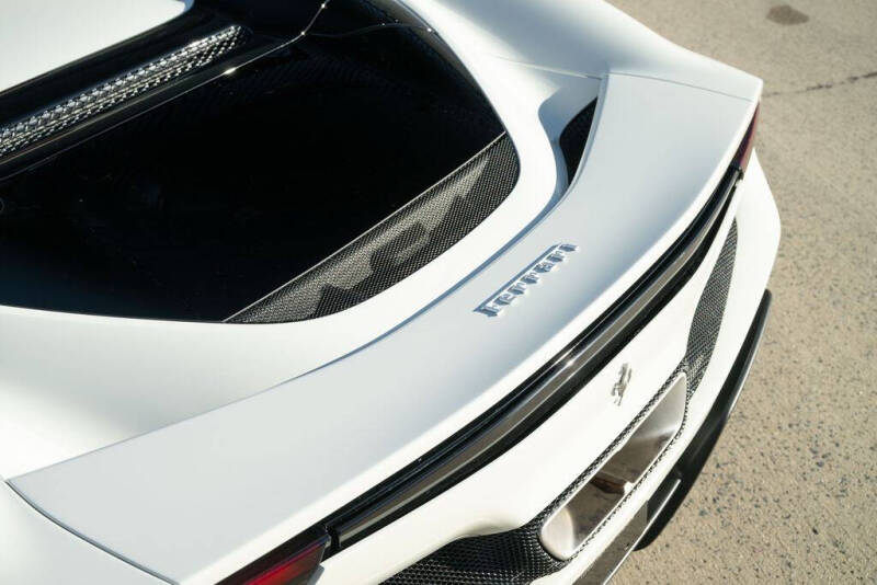 2024 Ferrari 296 GTS