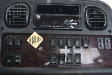 2021 Freightliner M2 106