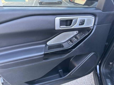 2022 Ford Explorer Platinum